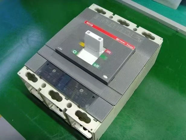Advanced Molded Case Circuit Breaker high quality